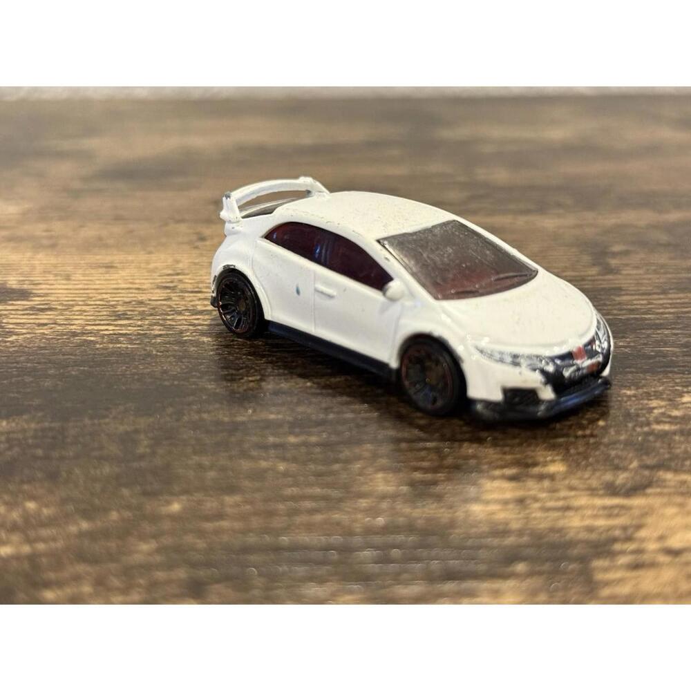 Hot Wheels 2016 Honda Civic Type R White Hatchback Diecast